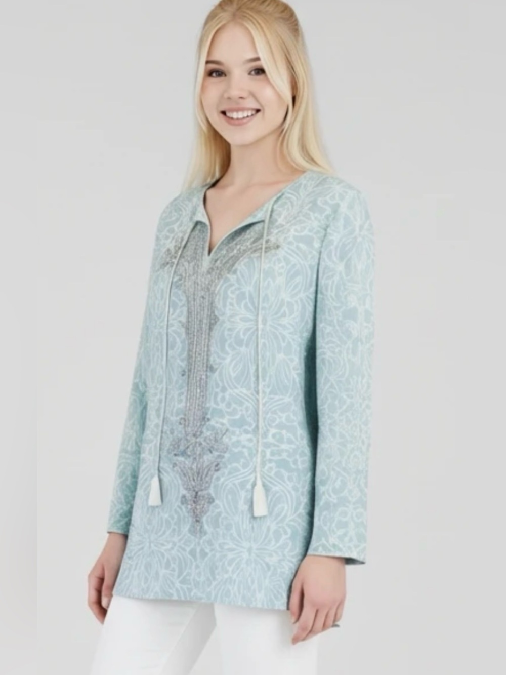 CHICO’S Light Blue Floral Embroidered V-Neck Women's Tunic